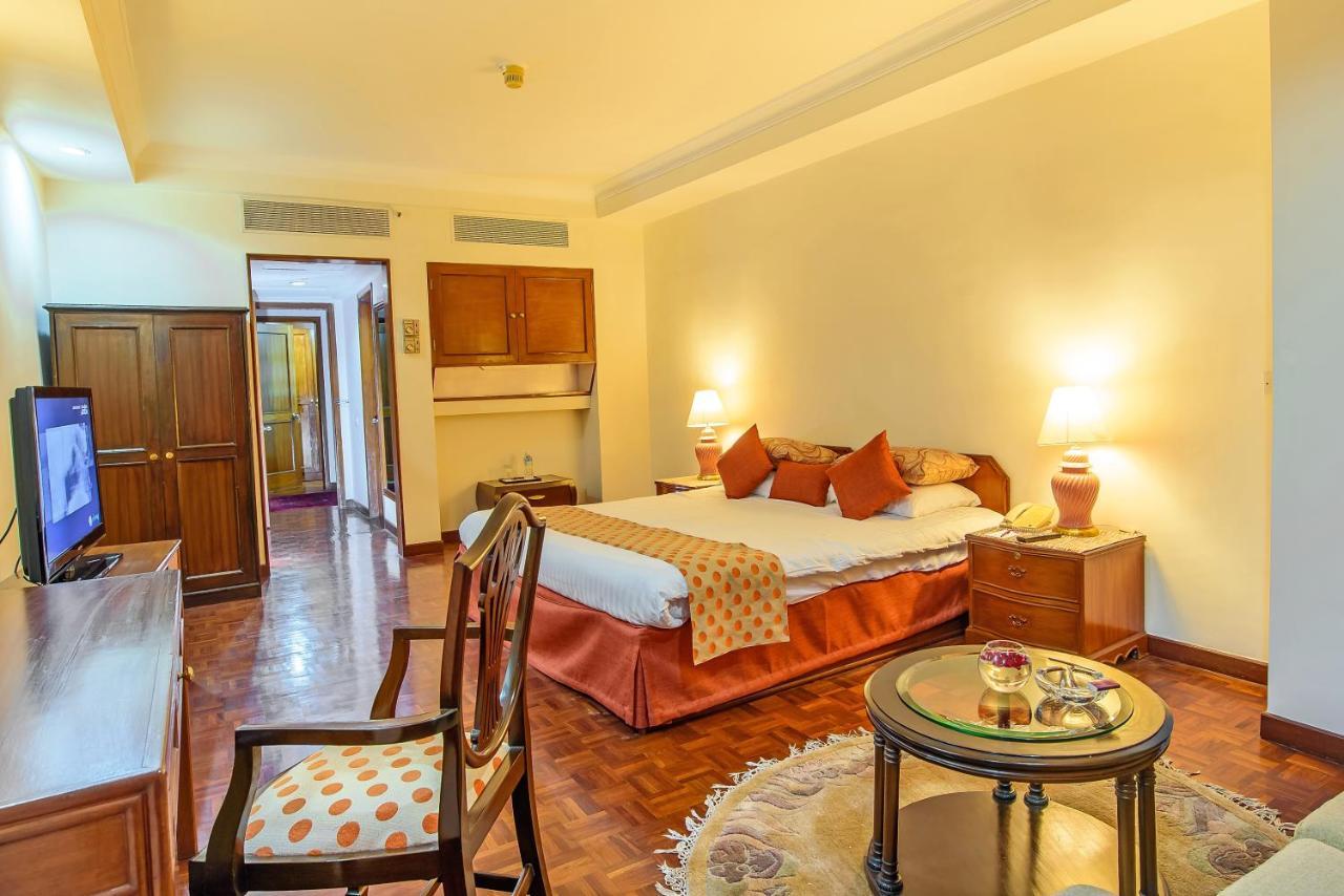 The Soaltee Kathmandu Hotel Exterior photo