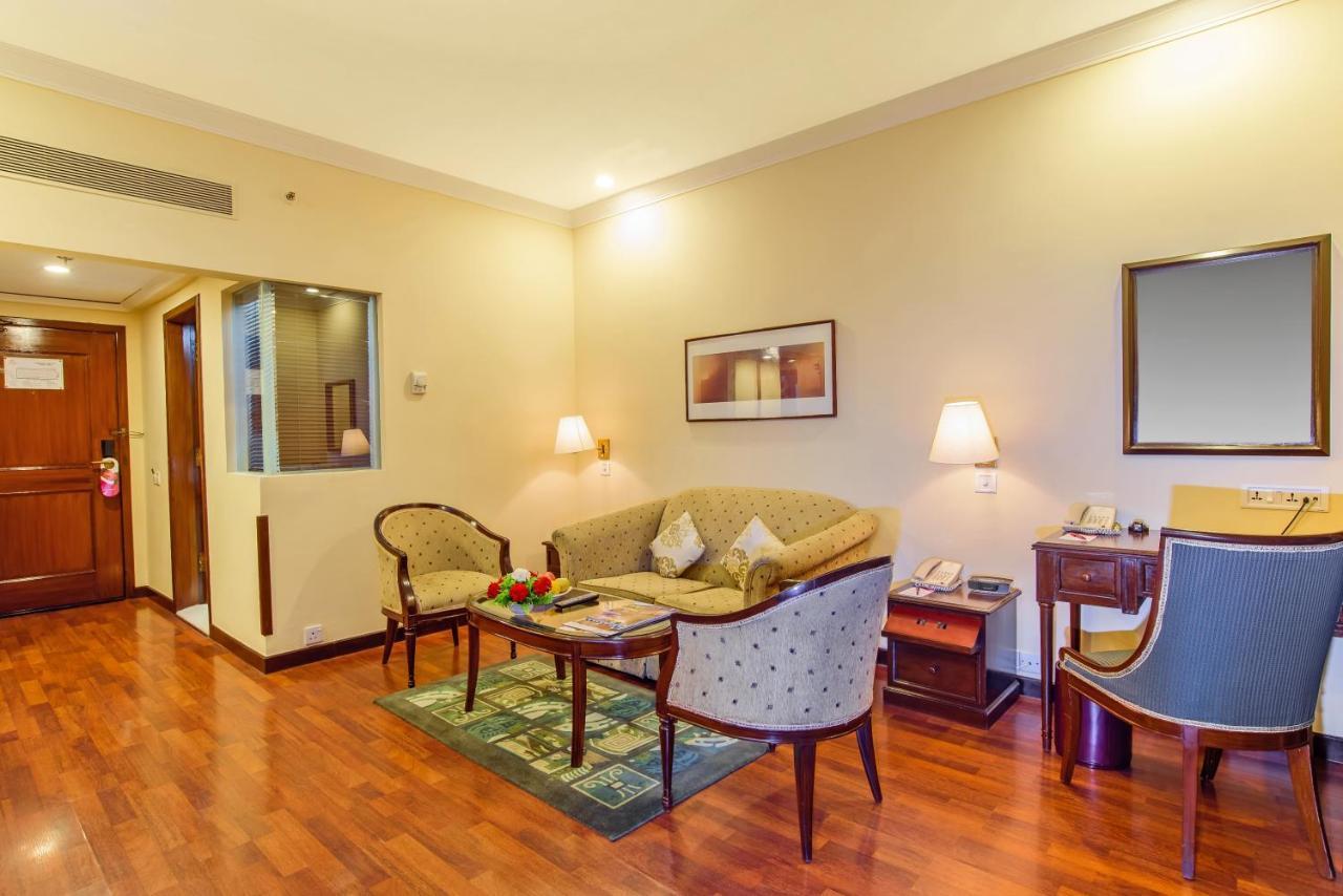 The Soaltee Kathmandu Hotel Exterior photo