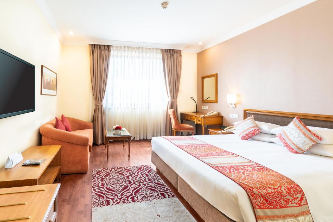 The Soaltee Kathmandu Hotel Exterior photo