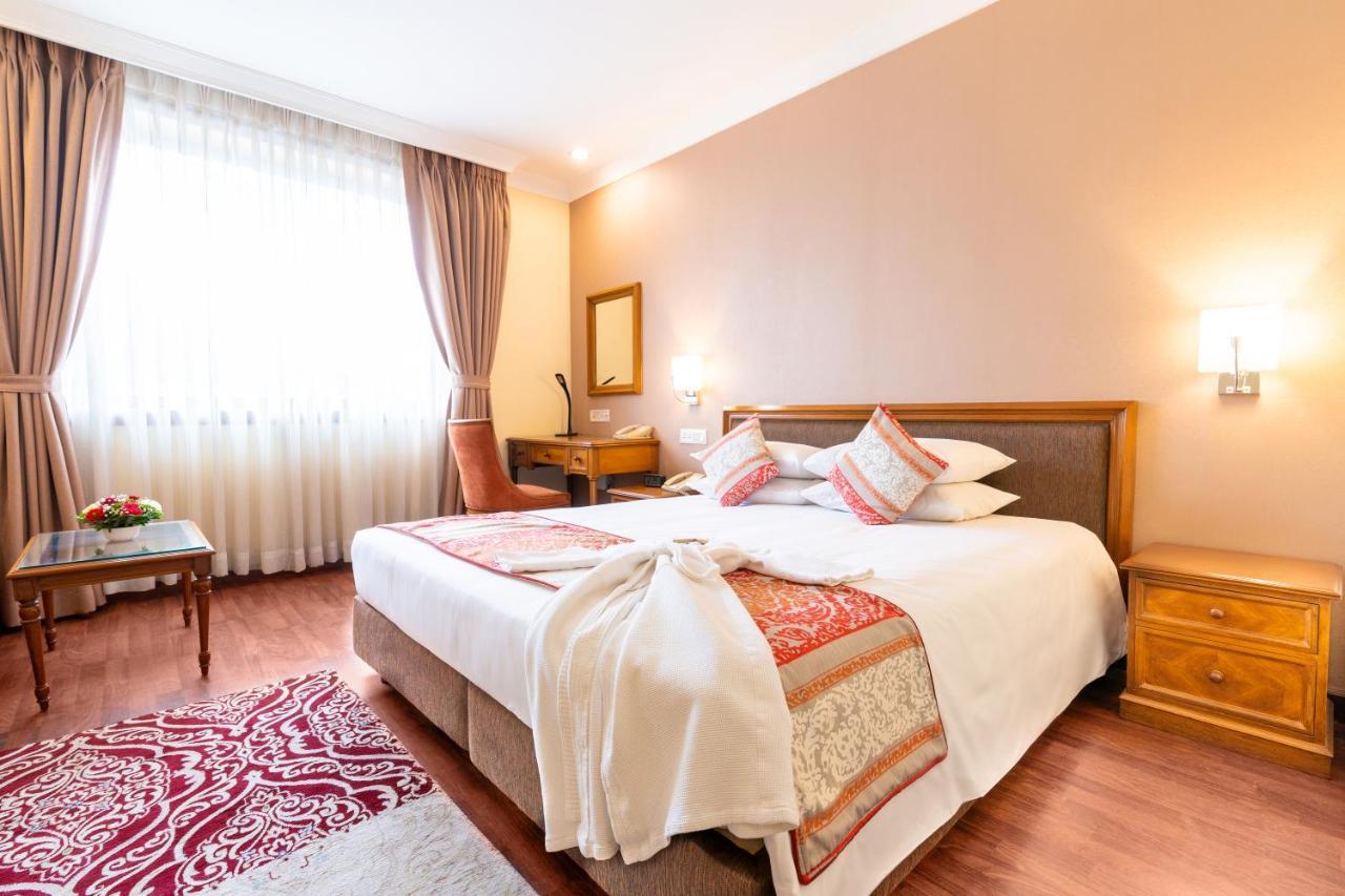 The Soaltee Kathmandu Hotel Exterior photo