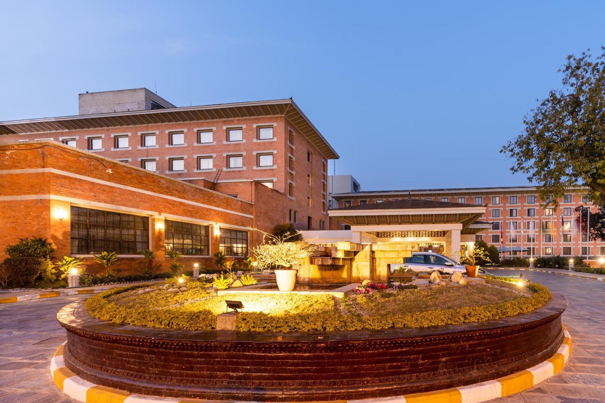 The Soaltee Kathmandu Hotel Exterior photo